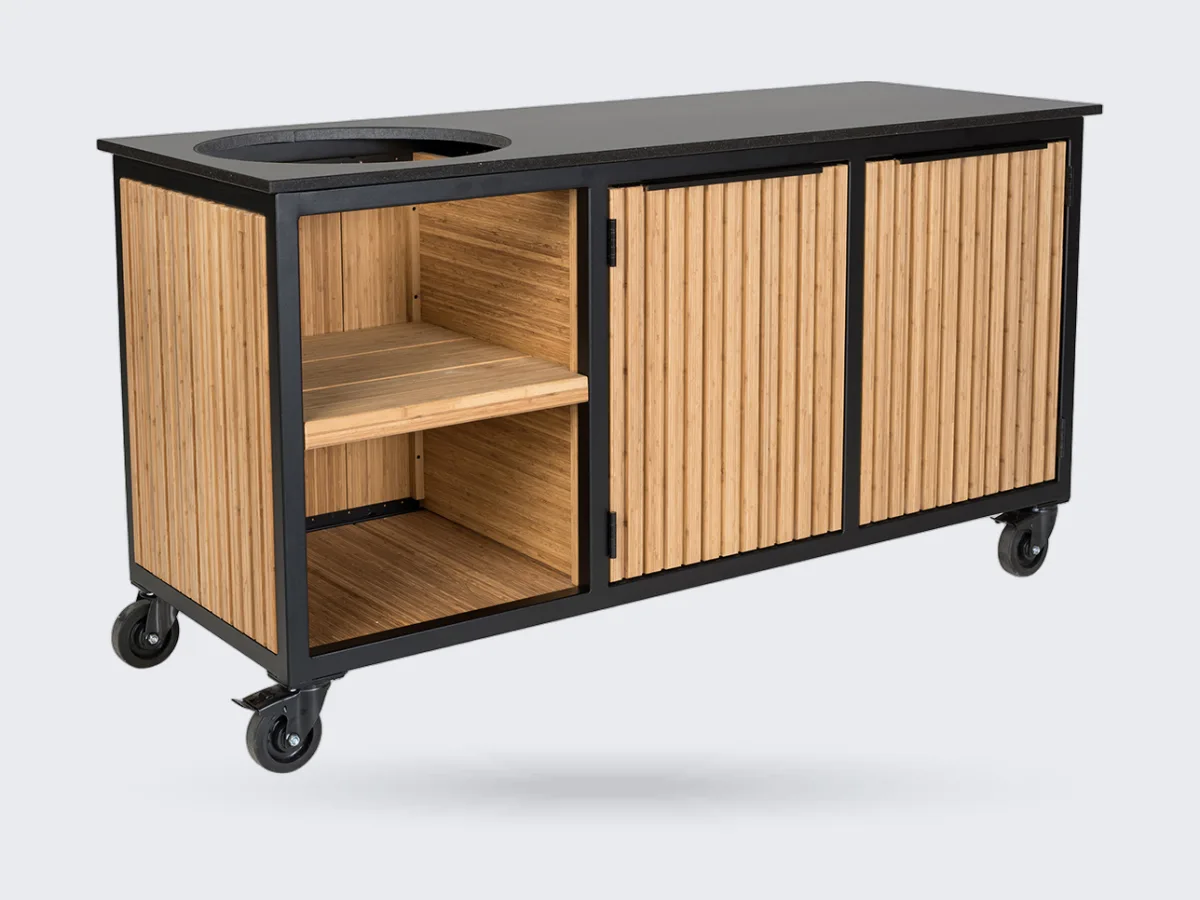 Fraaii Bamboo, Render van de Fraaii buitenkeuken Bamboo Natural Rhombus Inferno, driekwart aanzicht op witte achtergrond, met uitsparing voor de kamado (zonder kamado)