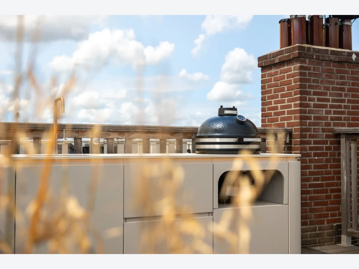 Roostr Wave, Wave met kamado op een dakterras